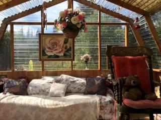 Unique Vacation Rental with Dazzling Views of Kachemak Bay in Homer, Alaska - Homer - 9