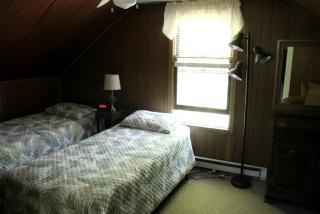 Charming Cabin Rental with Private Beach Access on Lake George in New York - - 2