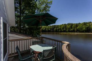 Riverfront Cabin with Beautiful Views of Housatonic River in Great Barrington, Massachusetts - - 7