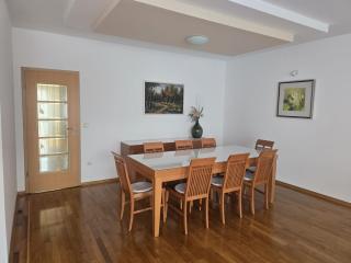 Stross Apartments & Rooms - 8