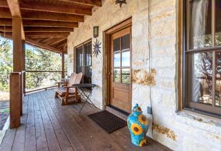 Lovely Cottage Retreat in Texas Hill Country with Cypress Creek Views near Hamilton Pool - Hammetts Crossing - 8