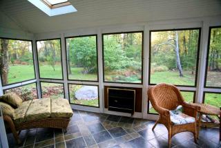 Charming Cottage Getaway with an Indoor Fireplace in Chester Springs, Pennsylvania - - 7