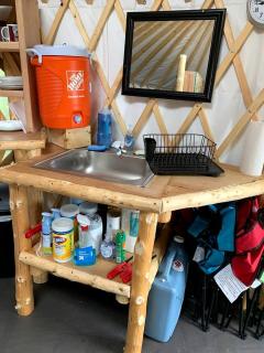 Peaceful Denali Accommodation for Yurt Glamping in Alaska - Cantwell - 8