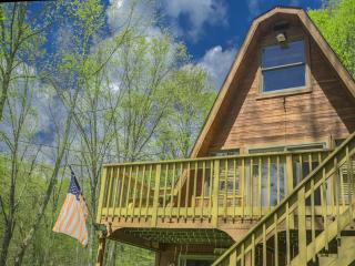 Magnificent A-Frame Cabin Rental in the Trees close to Hocking Hills State Park, Ohio - Laurelville - 3