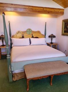 Private Suite in a Desert Lodge in the Sandia Mountains near Albuquerque, New Mexico - Cedar Crest - 9