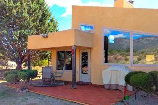 Cozy Albuquerque Cabin Rental with Mountain Views for a Relaxing Getaway - Albuquerque - 7