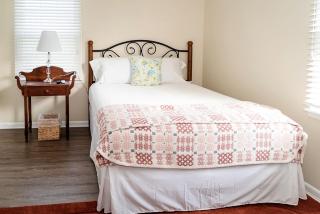 Elegant Cottage Rental for Groups near Greensburg, Kentucky - 1