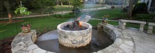 Cozy Suite Rental with Outdoor Swimming Pool Access near Smithville, Texas - - 4