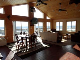 Waterfront Vacation Rental Overlooking the Mississippi River in De Soto, Wisconsin - De Soto - 7