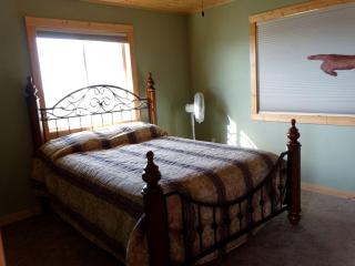 Waterfront Vacation Rental Overlooking the Mississippi River in De Soto, Wisconsin - 4