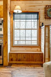 Nashville Area Luxury Tree House Accommodation for a Tennessee Getaway - Greenbrier - 8