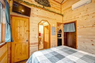 Nashville Area Luxury Tree House Accommodation for a Tennessee Getaway - Greenbrier - 6