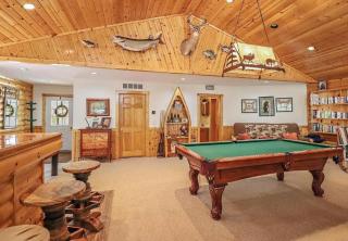 Tall Pines Lodge in Eagle River WI - 6