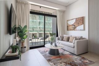 Frank Porter - MYKA Residence - 9