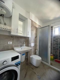 Central Stay - Sarandë - 6