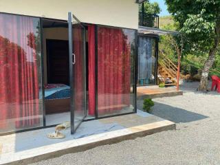 Kians Glass House - Pīrmed - 4