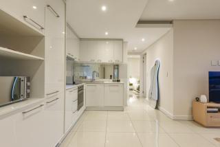 Park Central Residence - Building with Generator - 2