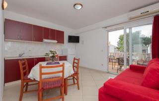 Apartman Erstic 1 - Baska Voda by Villas Guide - Baška Voda - 7