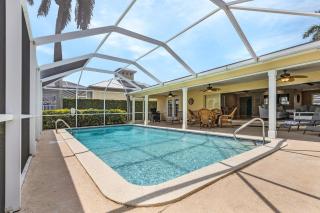 Yacht Club Area, Gulf Access, Heated Saltwater Pool - The Queen Elizabeth - Roelens - Cape Coral - 5