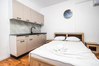 Garsoniera Laguna Stefan Building - 3