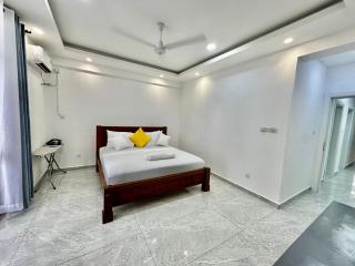 Makeincy's Loft - Mombasa - 6