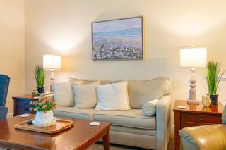 Pet Friendly Golf Paradise w Huge Pool and Hot Tub - 2