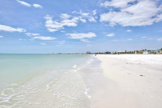 Pelican Watch #602 by Sun Palace - Fort Myers Beach - 2