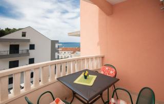 Studio Apartman Erstic 2 - Baska Voda by Villas Guide - Baška Voda - 0
