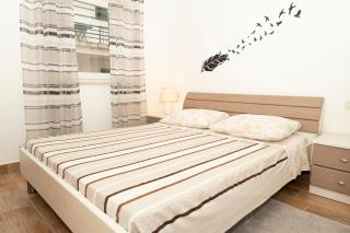 Rabac-quiet and cute apartment with grill,6001 - 1