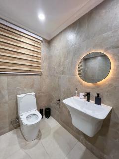 Perfectly located home in East Legon - Accra - 5