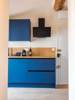 #402 Heart of Vieil Antibes - Place Nationale-High-End Newly Renovated & Furnished Appartment - Antibes - 5