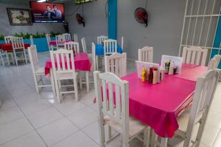 Hotel Las Palmas en Laurel - 3