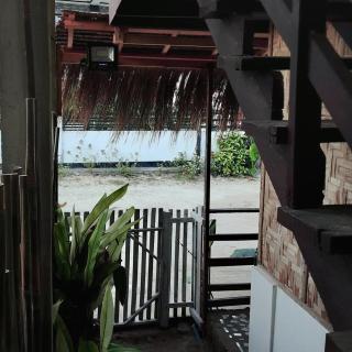 Sundown Private Studio Rooms - General Luna - 8