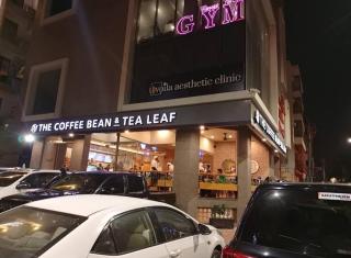 Cozy Haven Apt DHA P6 Big Bukhari - 2