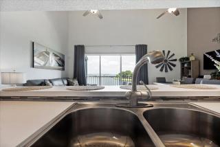 Lakefront Condo Retreat - Montgomery - 4