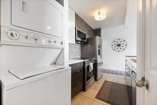 Lakefront Condo Retreat - Montgomery - 3