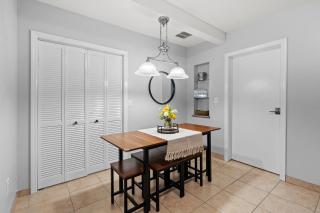 Charming City Retreat Near NYC - Newark - 8