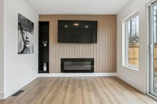 Urban Nest Home 4bed 4bath Parking Baby Crib - Mississauga - 2