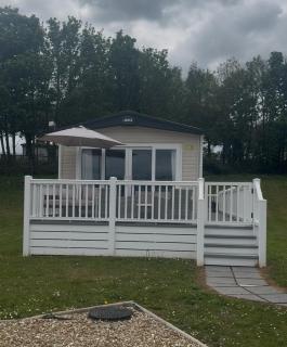 Wallows Lodge with private hot tub - 9