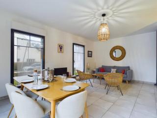 50m de la plage - terrasse - 3 adultes et 3 enfants - 2