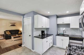 The Lucky 7's Inn-5 Beds - Columbus - 3