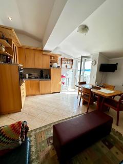 Sea view Apartments Novi Vinodolski 10 min Walk to Beach and Center - Novi Vinodolski - 5