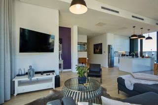 Penthouse on Napier - 1