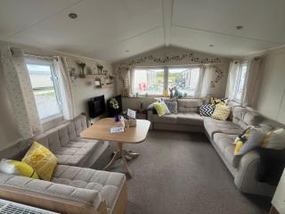 Hellyeah caravan - Humberston - 2