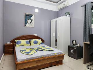 Bed, TV & Breakfast - Abidjan - 0