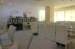 Hotel Diamonds Pearl - Visakhapatnam - 9