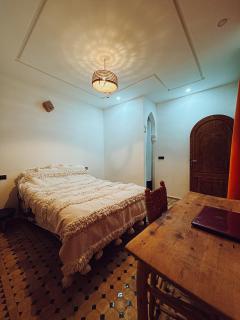 Amud's room - Mirleft - 6