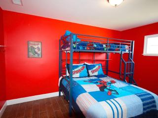 F-34 Minnies House - Anaheim - 5