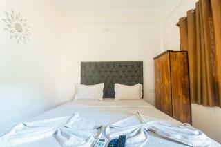 Hotel Rohit Holiday Homes - 7
