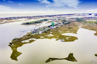 Dog Friendly | Waterfront | Surf City, NC | 2 Master Suites | Elevator - Surf City - 7